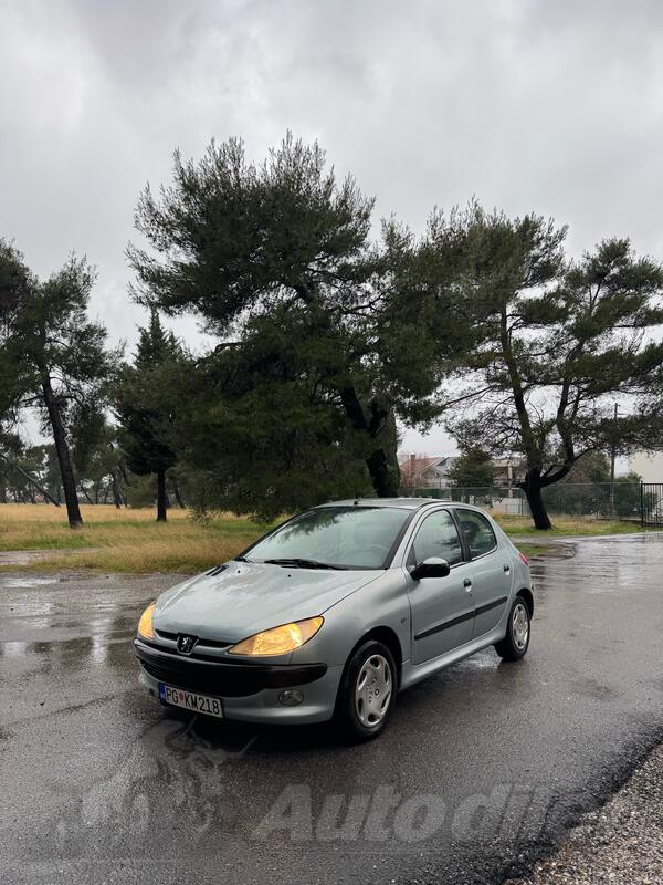 Peugeot - 206 - 1.1