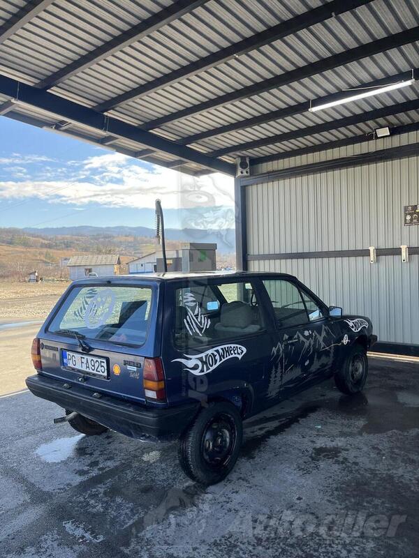 Volkswagen - Polo - 1.1