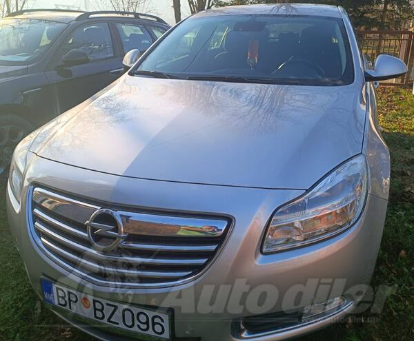 Opel - Insignia - 2.0 CDTI