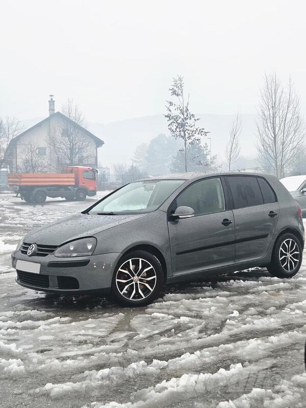 Volkswagen - Golf 5 - 2.0 TDI