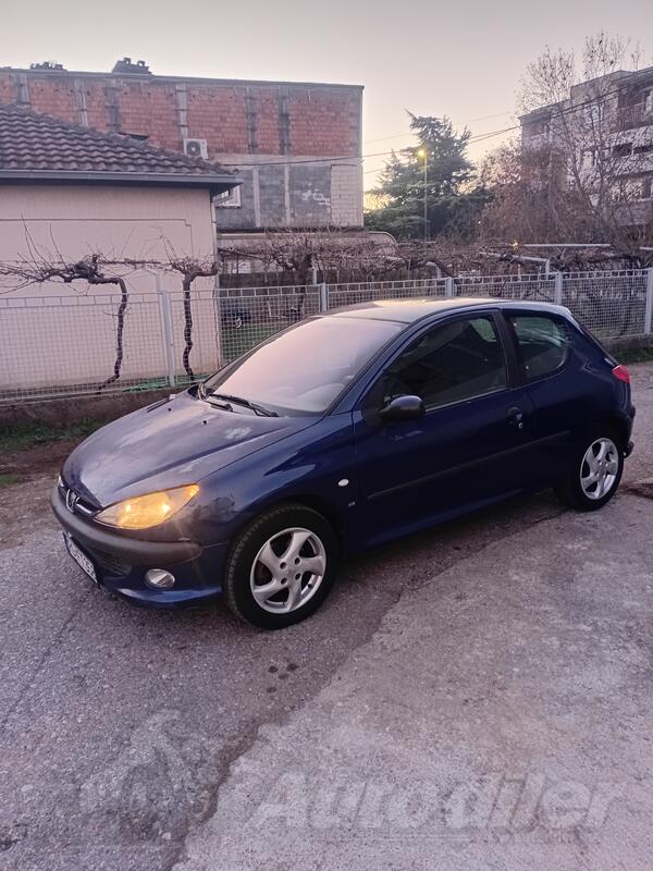 Peugeot - 206 - 1600