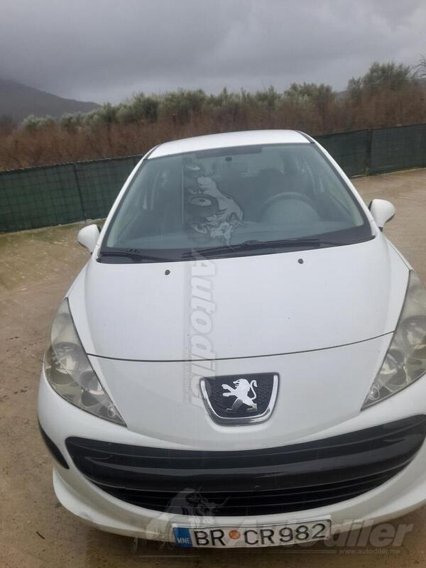 Peugeot - 207 - 1.4 hdi