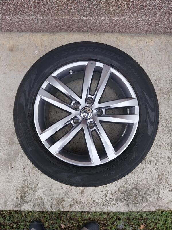 Fabričke felne i pireli gume