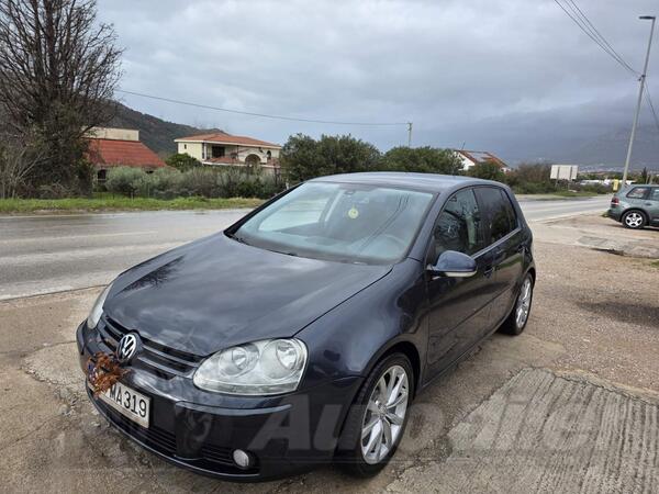 Volkswagen - Golf 5 - 1.9