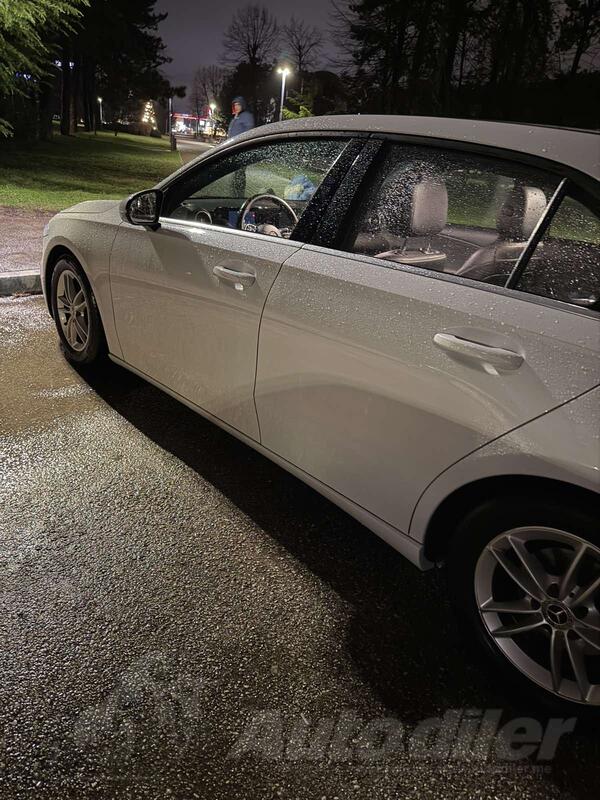 Mercedes Benz - 180 - 1,5 DCI