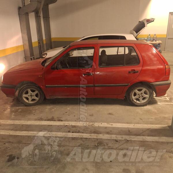 Volkswagen - Golf 3 - 1.4 benzin