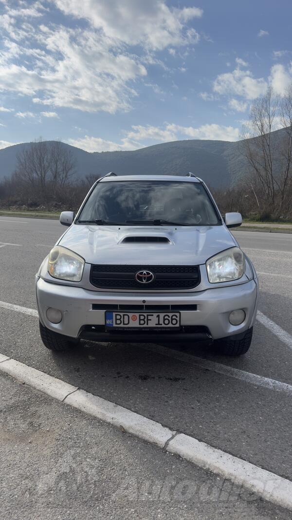 Toyota - RAV 4 - 2.0 D4D