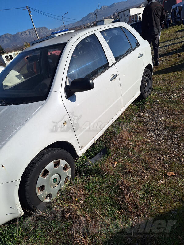 Škoda - Fabia - 1.2 benzin