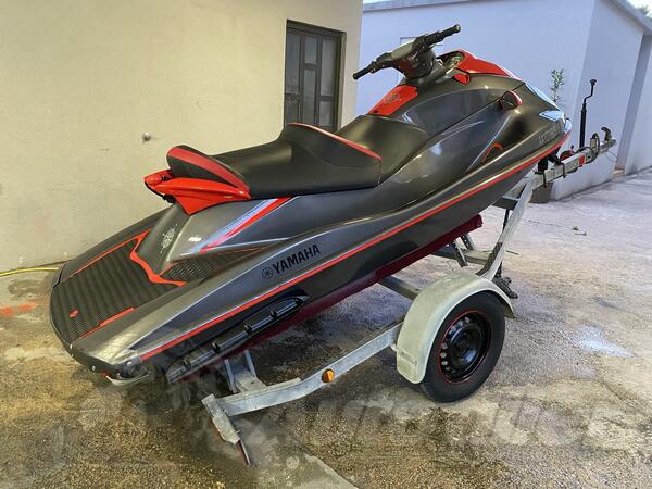 Yamaha - vx110