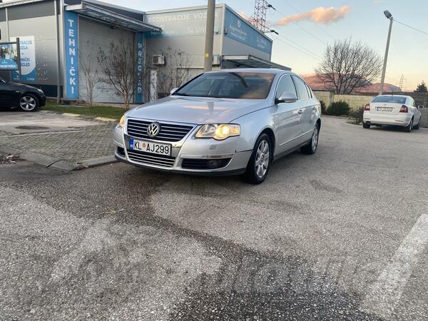Volkswagen - Passat - 1.9 tdi 77