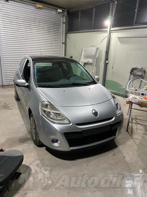 Renault - Clio - 1,5 dci