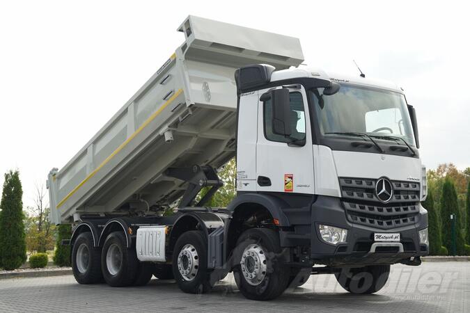 Mercedes Benz - AROCS 3240 / 8x4 / Dvostrani kiper - 5,7 m / Hidraulična rampa / Kiper kamion / I...