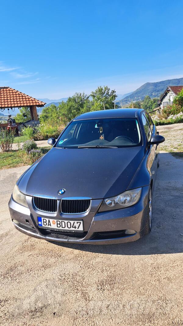 BMW - 320 - 2.0