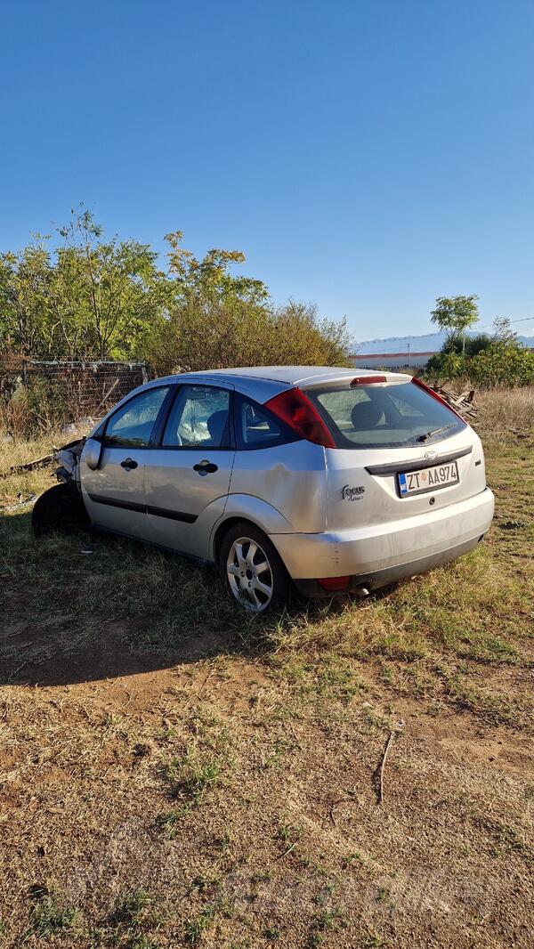 U djelovima Ford - Focus 1.8 TDDi