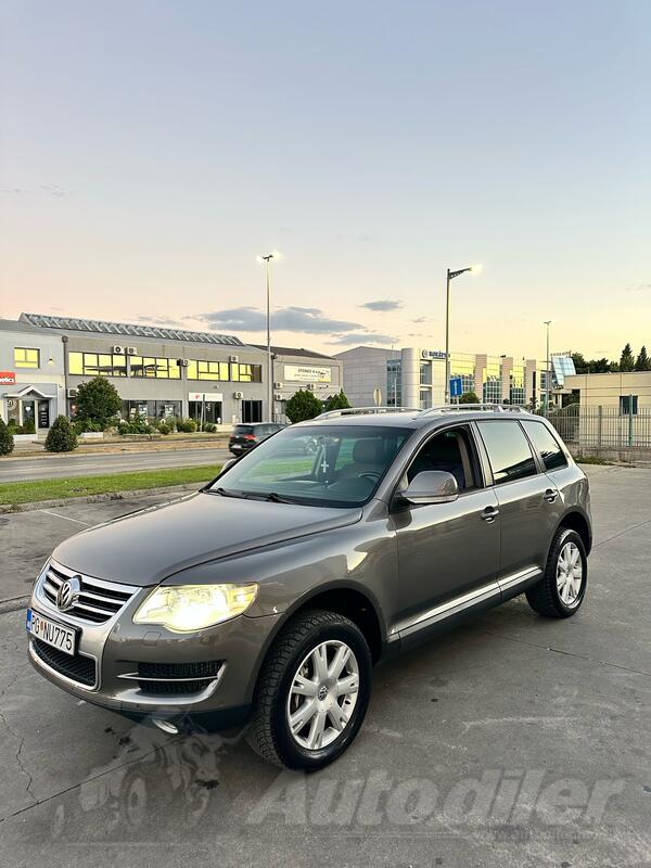 Volkswagen - Touareg - 3.0 165 KW