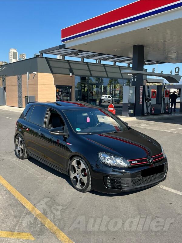 Volkswagen - Golf GTI - 2.0 TSI