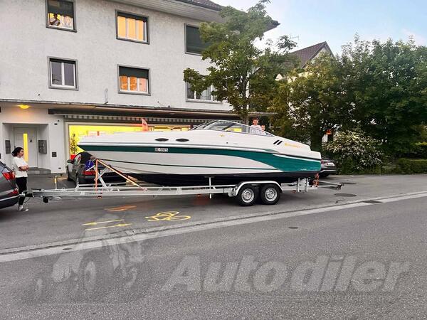 Crownline - Celebrity Status 240