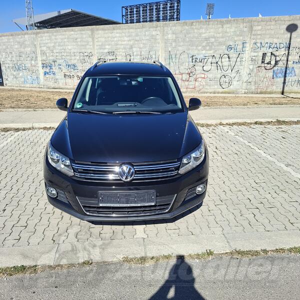 Volkswagen - Tiguan - 20TDI