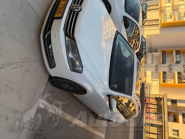 Volkswagen - Passat - 2.0