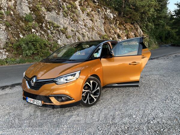 Renault - Scenic - 1.5 DCI