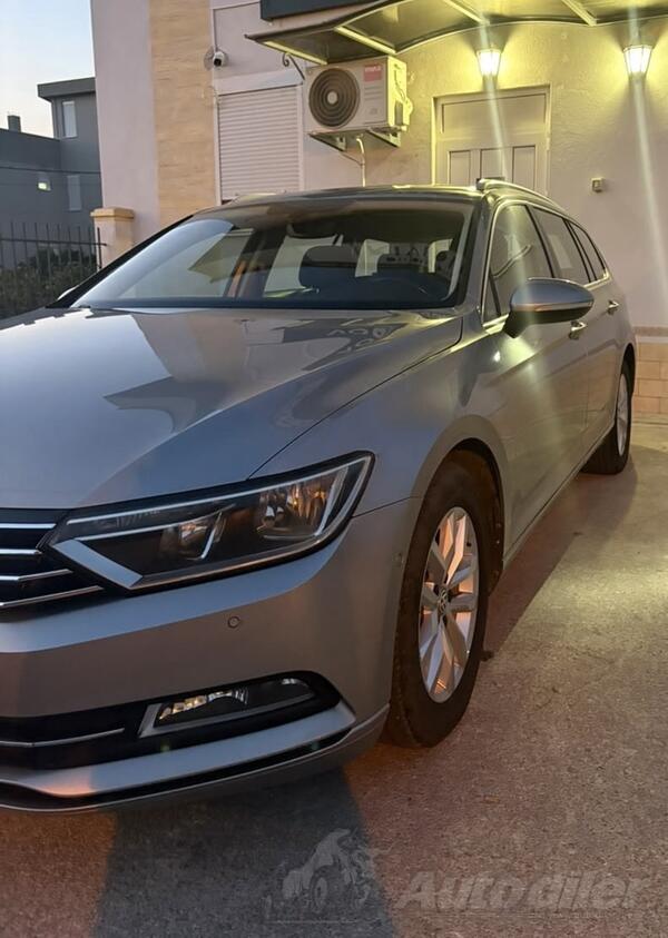 Volkswagen - Passat - 1.6 tdi 88kw DSG