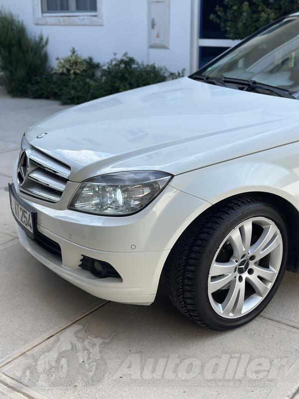 Mercedes Benz - C 200 - 2.2 CDI