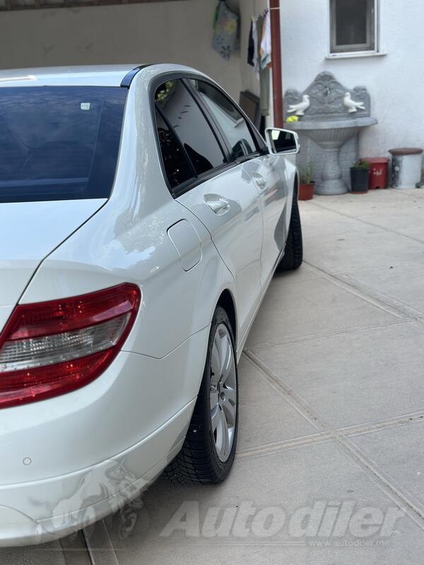 Mercedes Benz - C 200 - 2.2 CDI