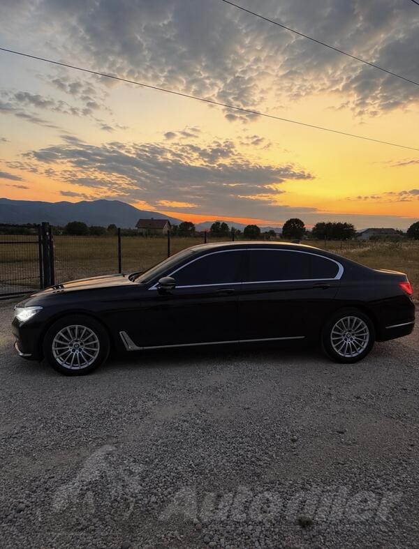 BMW - 730 - 730L
