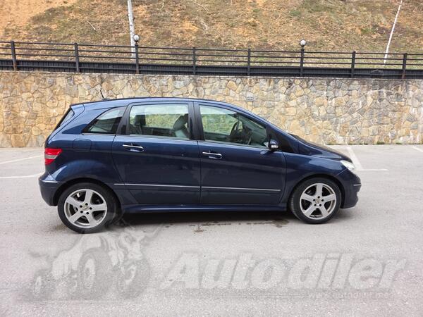 Mercedes Benz - B 200 - 20 cdi