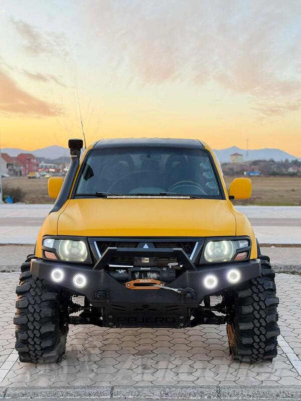 Mitsubishi - Pajero - 3.0