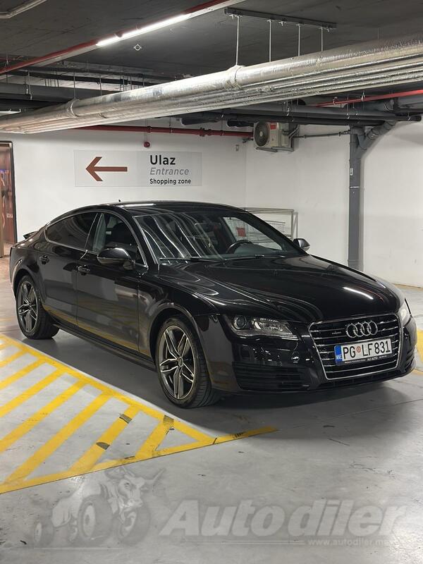 Audi - A7 - 3000