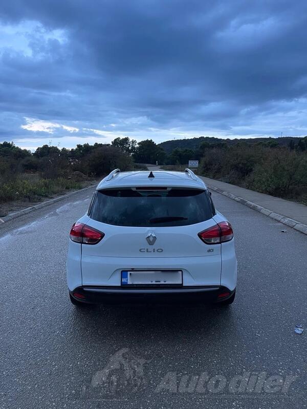 Renault - Clio - 1.5 dci