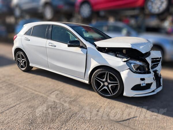 U djelovima Mercedes Benz - A 180