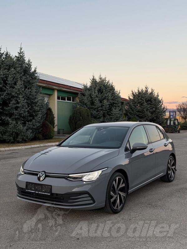 Volkswagen - Golf 8 - 2.0TDI
