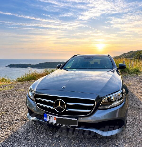 Mercedes Benz - E 220 - E 220 D KARAVAN