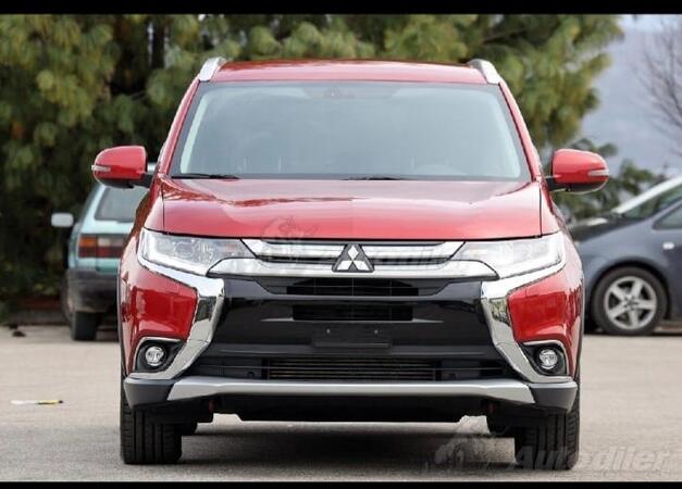 Mitsubishi - Outlander - 23