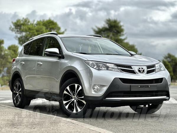 Toyota - RAV 4 - 2.0 D/LIMITED/PRVA REG. 2015/SAMO 135000km/KAMERA/KEYLESS/18 COL/LED