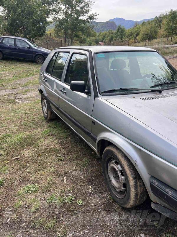 Volkswagen - Golf 2 - 1,6 benz