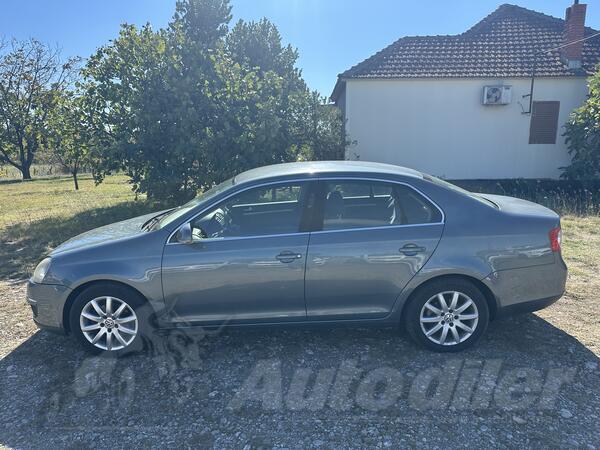 Volkswagen - Jetta - 1.9 TDI