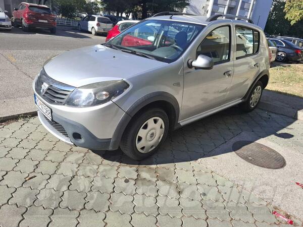 Dacia - Stepway - 1,6 MPI