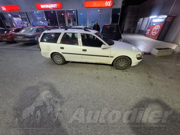 Opel - Vectra - 18
