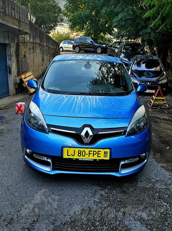 Renault - Scenic - 1.6 DCI