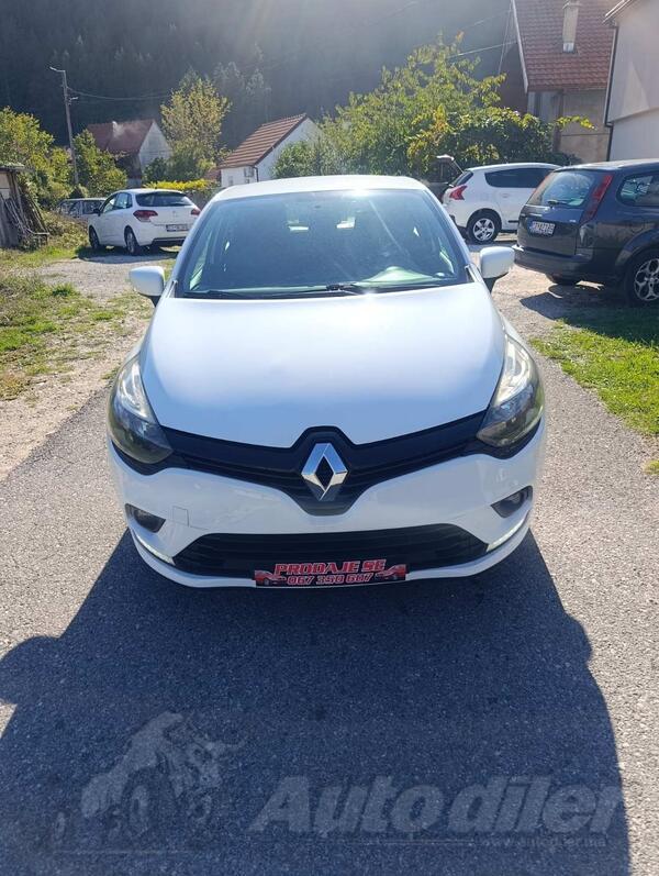 Renault - Clio - 1.5 dci