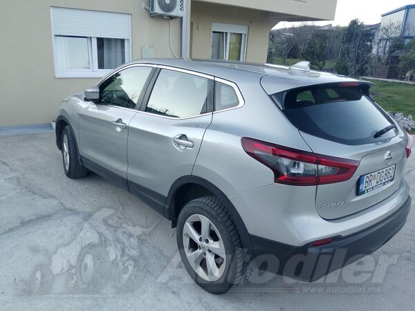 Nissan - Qashqai - 1.8