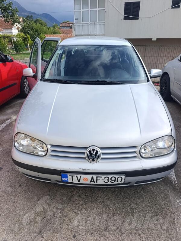 Volkswagen - Golf 4 - 1.6 benz