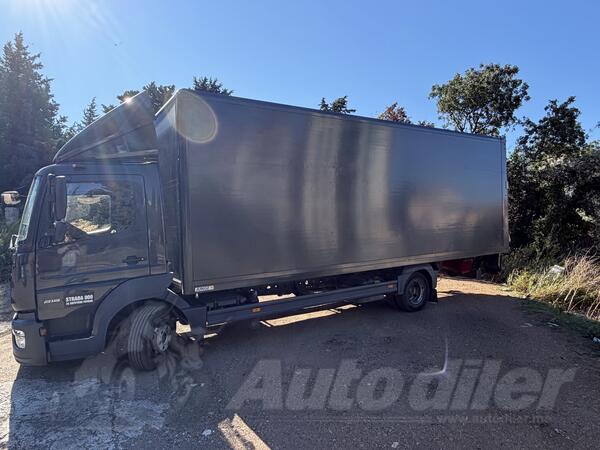 Mercedes Benz - Atego 818