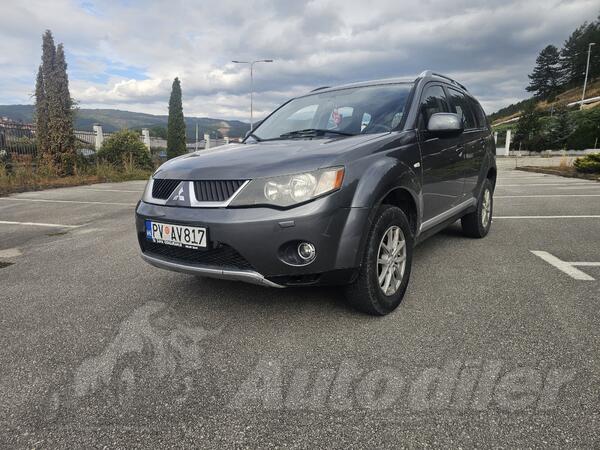 Mitsubishi - Outlander - 2.0
