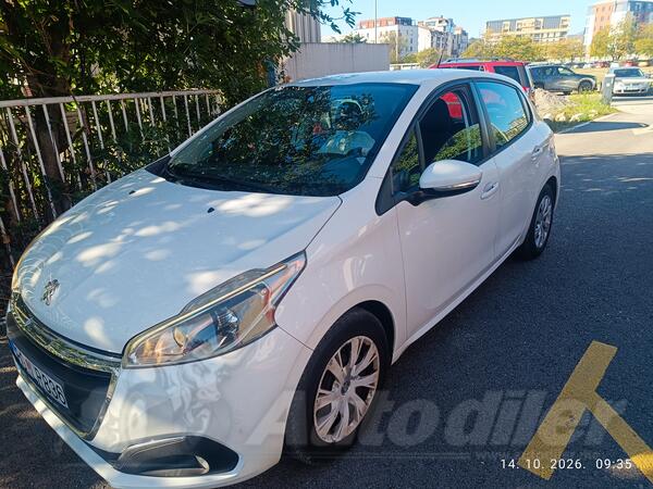 Peugeot - 208 - 1.6 hdi