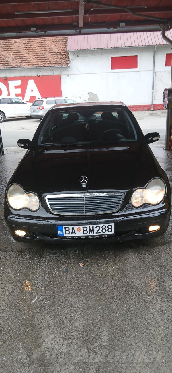 Mercedes Benz - C 220 - 2,2cdi