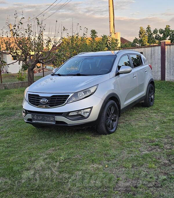 Kia - Sportage - AWD
